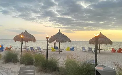 Amazing Waterfront Views Resort, Enjoy Heated Pool & Sunset!