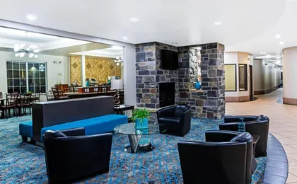 La Quinta Inn & Suites by Wyndham Denver Gateway Park