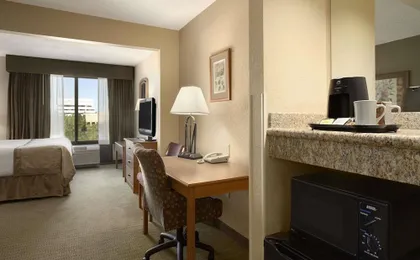 Wingate by Wyndham Little Rock