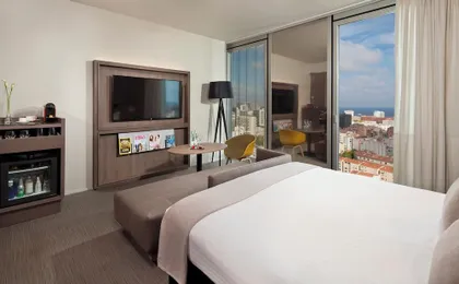 Melia Barcelona Sky