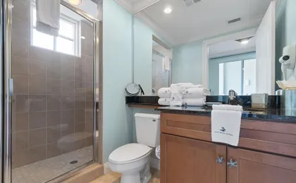 Indigo East 2002 With Private Poolside Cabana!