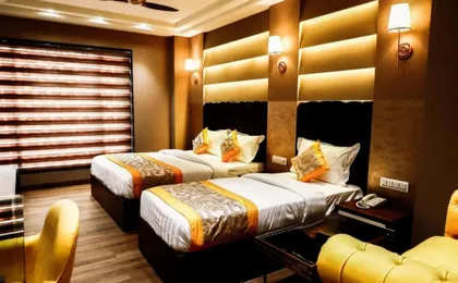 Hotel oak plaza New Delhi railways station
