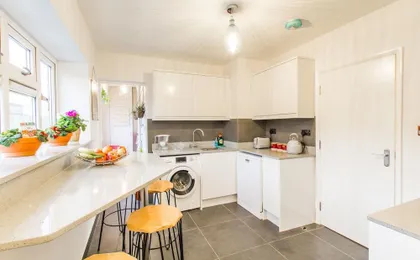 Luxury London Apartment 5-Double Rooms