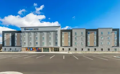Everhome Suites Wichita Northeast by Choice Hotels