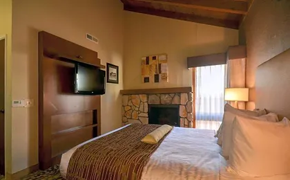 Best Western The Inn & Suites Pacific Grove