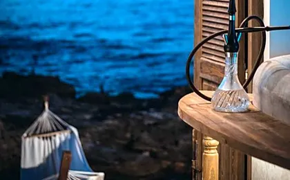 Cavo Seaside Suites