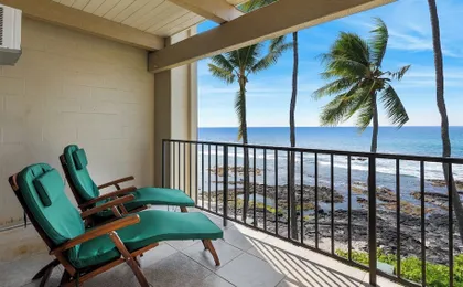 Direct Ocean Front - Close to Town - AC - Upper Floor- Vrkcv