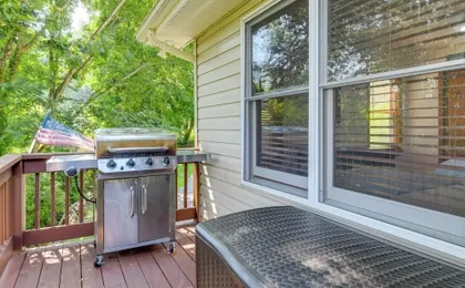 Pet-friendly Waynesville Retreat w/ Hot Tub!