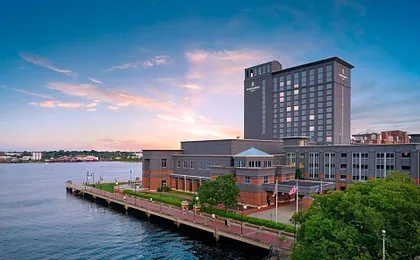 Renaissance Portsmouth-Norfolk Waterfront Hotel