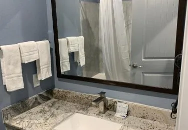 Scottish Inns and Suites Scarsdale