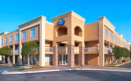 Days Inn by Wyndham Greenville