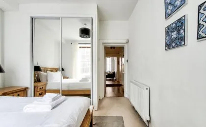 Rose Street - Watchmakers Apartment