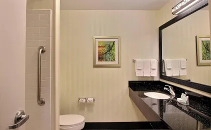 Fairfield Inn & Suites by Marriott Milwaukee Airport