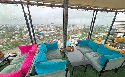 Hotel Grand Sky
