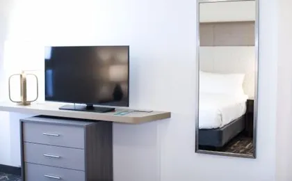 Holiday Inn & Suites St. Cloud by IHG