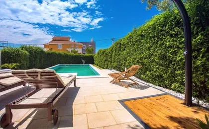 Villa Dawn