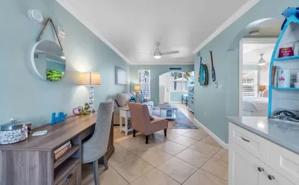 Barefoot Beach Resort F106