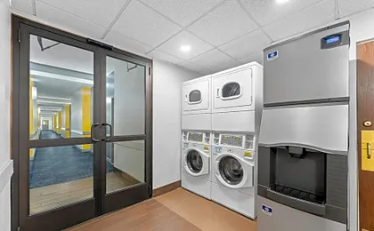 Comfort Suites Bethlehem Near Lehigh University and LVI Airport