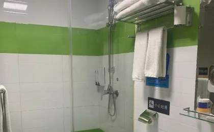 7days Inn Shenzhen Huaqiang Science Museum Subway Station