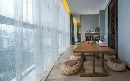 Mehood Lestie International Hotel Chongqing Yuzhong Lianglukou Metro Branch