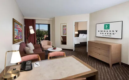 Embassy Suites by Hilton Phoenix Scottsdale