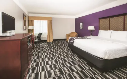 Baymont by Wyndham Dallas South-Desoto