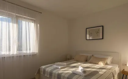 Apartment Why Not - Two Bedroom Apartment with Balcony