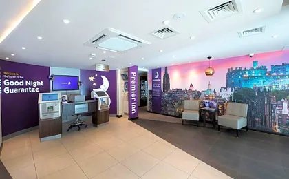 Premier Inn Edinburgh Cc York Place/St James Quarter