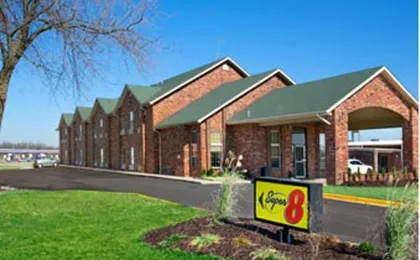 Super 8 by Wyndham Strafford/Springfield Area