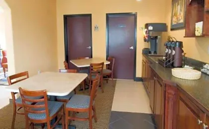 Garden Inn Hotel