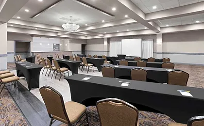 Days Hotel by Wyndham Toms River Jersey Shore