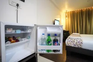 Hotel Singhs' Vashi Navi Mumbai