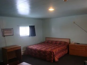 Currys Motel Saginaw
