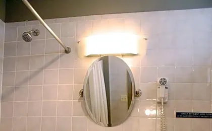 Off SoHo Suites Hotel