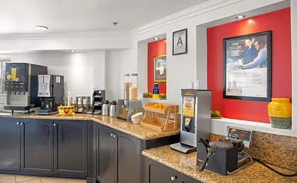 Ramada by Wyndham Ontario