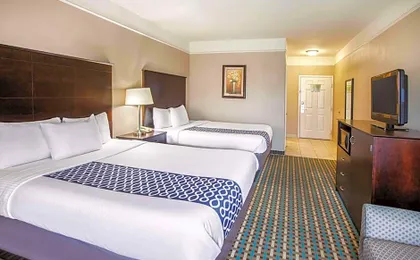 La Quinta Inn & Suites by Wyndham Bay City