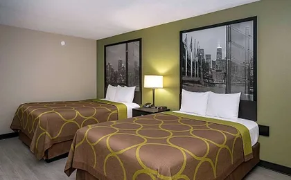 Super 8 by Wyndham Indianapolis South