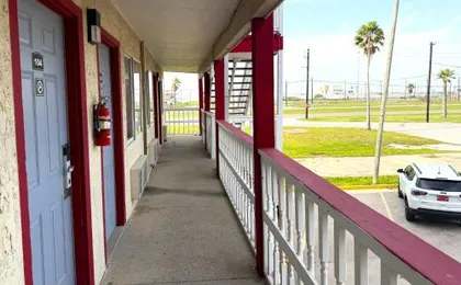 Budget Inn By OYO Corpus Christi Beach