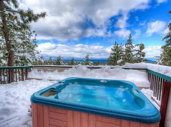 Extra Special Home with Dramatic Views by RedAwning
