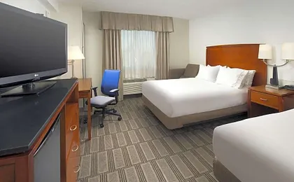 Holiday Inn Express Baltimore at the Stadiums by IHG