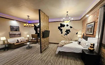 Eaglescape Suites and Event Center