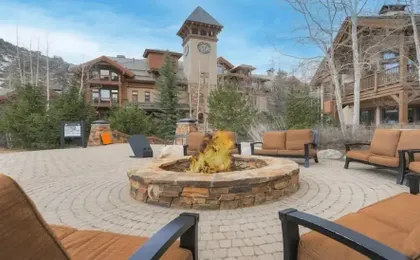 Prime Location, Steps from the Ski Lift - 2 Bedroom Condo in Arrowhead Village 2 Condo