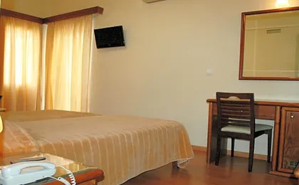 Omiros Hotel