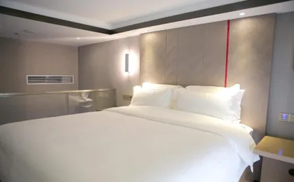 Lavande Hotel Shenzhen Qianhai Daqianli Pingzhou Subway Station