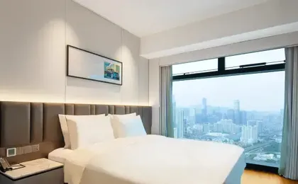 Yunlu Serviced Apartments (Shenzhen Luohu Port Dongmen Old Street Branch)