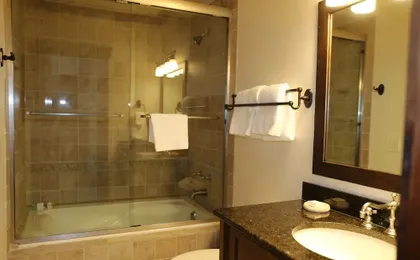 Two Bedroom Junior Suite 2 Apartment Hotel by RedAwning
