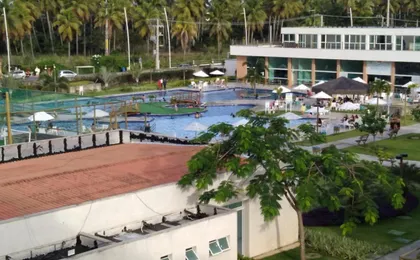 Muro Alto Condominio Clube