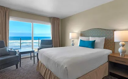 Pelican Shores Inn