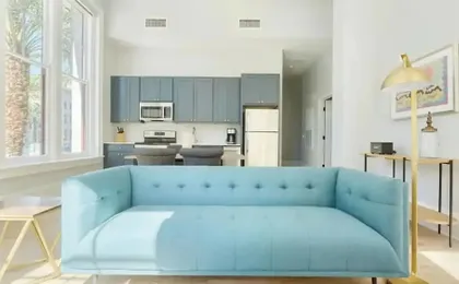 Sleeps 16 4 Units, Steps to the French Quarter The Harlequin by Avantstay