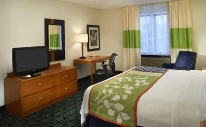 Fairfield Inn & Suites Indianapolis East